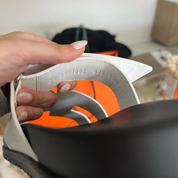 Hermes Chypre in black and white size 40.5 - Picture 6 of 8